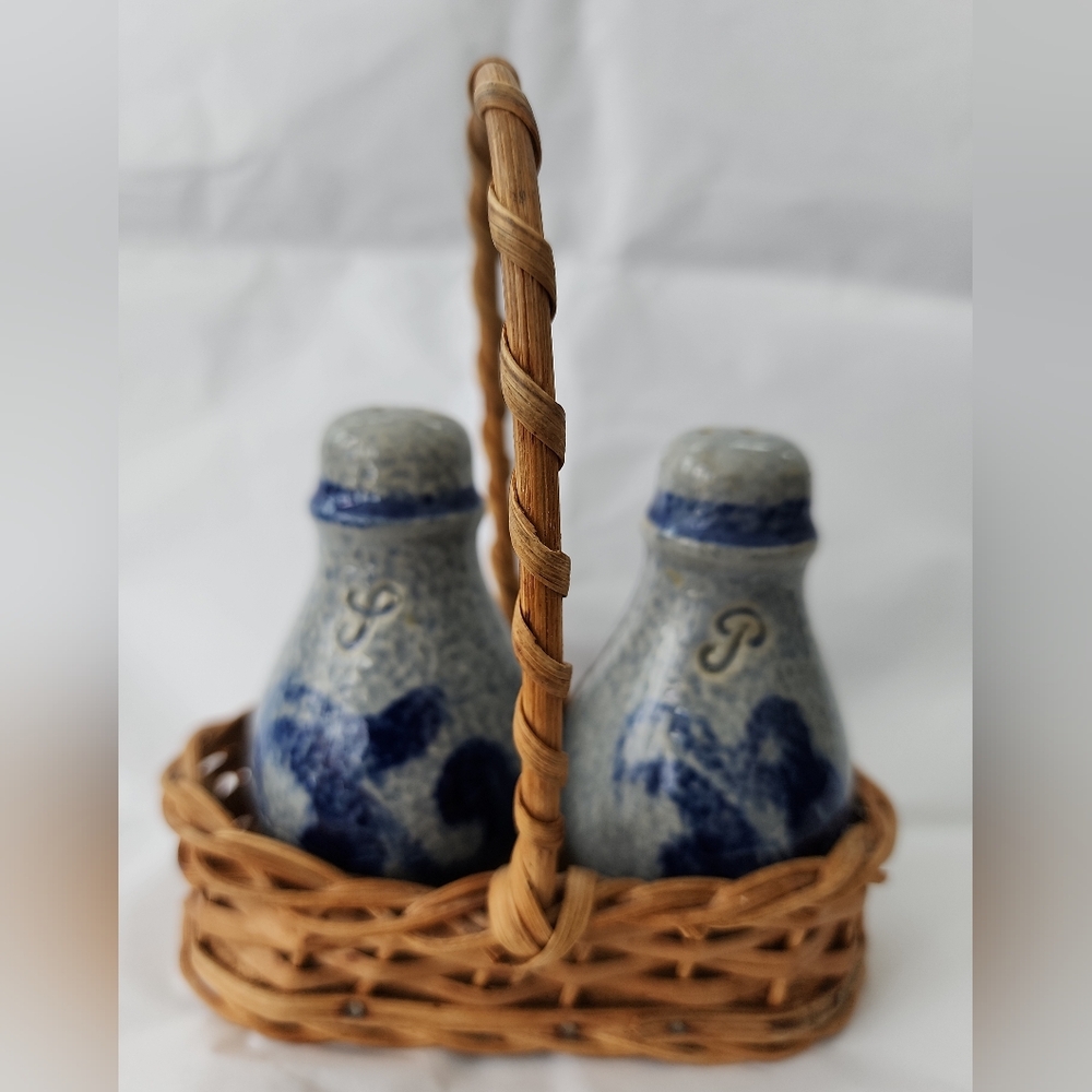 Vtg Marzi & Remy Salt Glaze Salt & Pepper Shakers Basket Stoneware Cottagecore